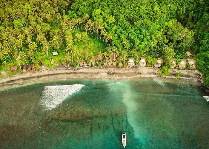 Hotel Beachfront Luxury Dome - Gamat Bay