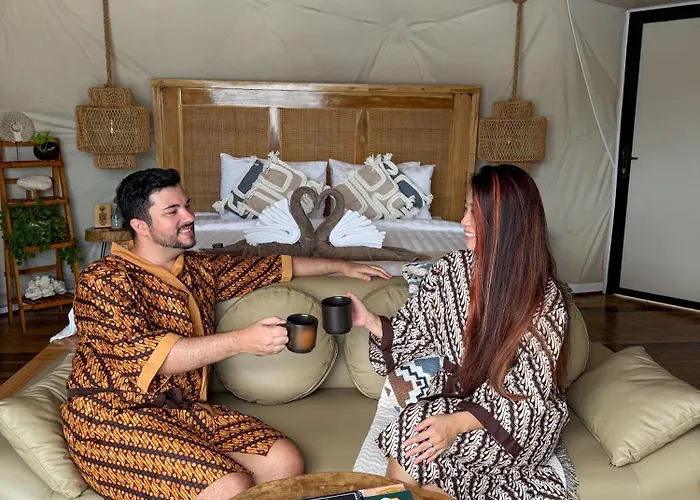Beachfront Luxury Dome - Gamat Bay Hotel